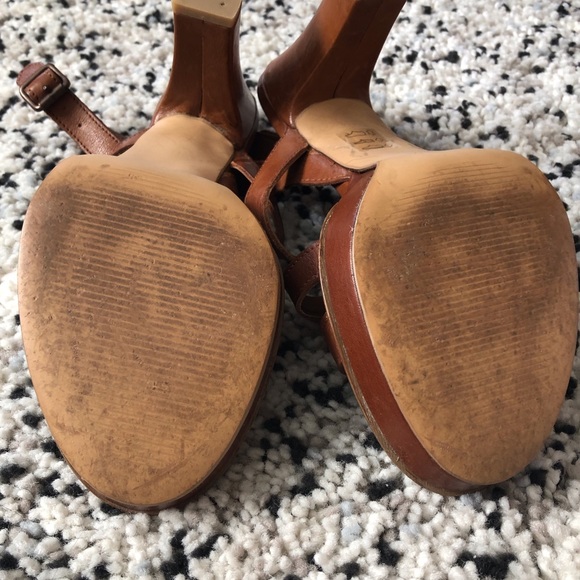 Brown’s B2 Caramel Leather Platform Sandals - Picture 5 of 7